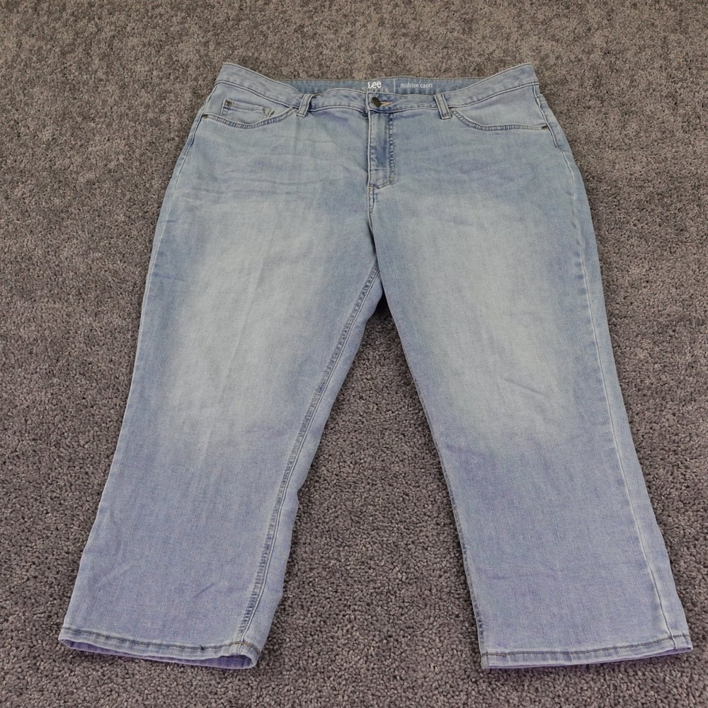 Lee Riders Midrise Capri Womens 20M Light Blue Denim Jeans Stretch Cropped Pants